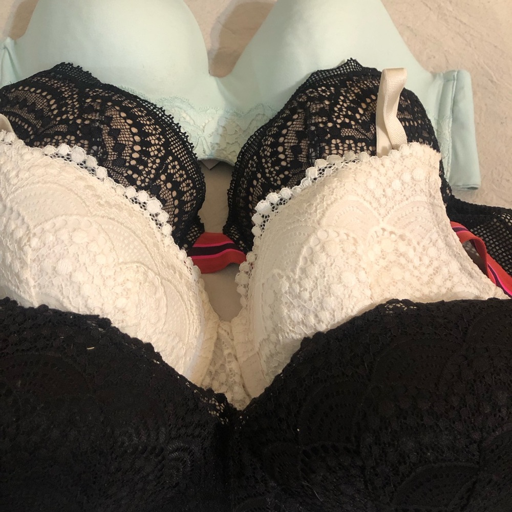 Victoria s Secret lot of 4 bras 36 B